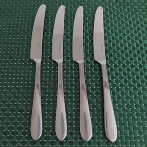 Robert Welch FLUTE Dinner Knives Set Lot of 4 Stainless 18/10 Satin Pointed Tip